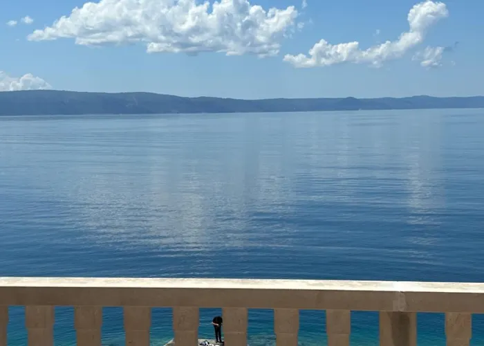 Spomenka *