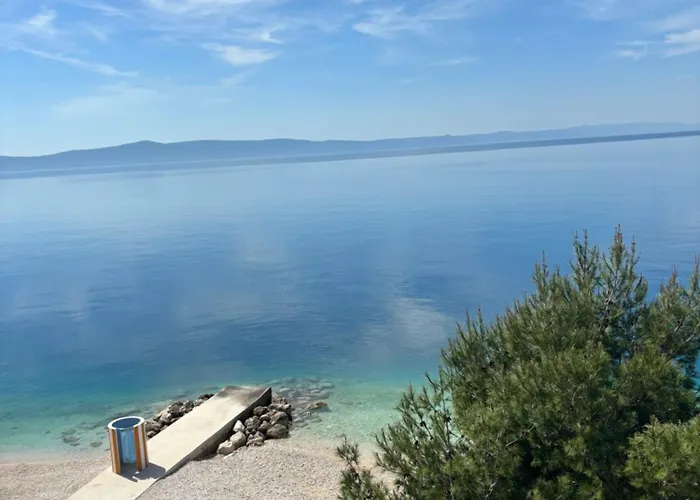 Spomenka *