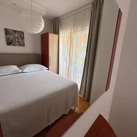 Apartment Spomenka *
