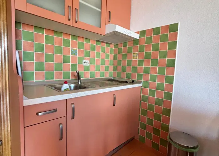 Spomenka * Podgora (Split-Dalmatia)